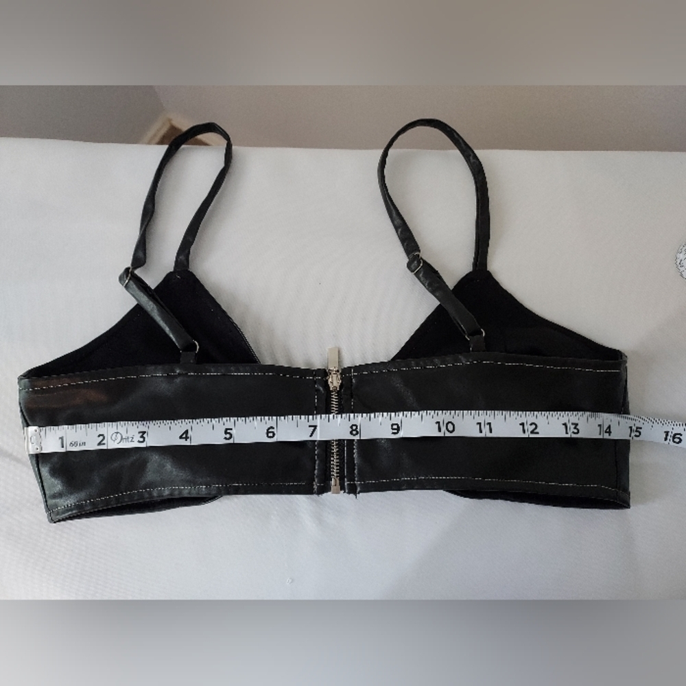 FASHION NOVA.  BRA SIZE S - Picture 6 of 7